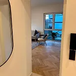 Pureness Flat- Natural - Kitchen - Streaming - Living * Hildesheim