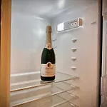 Pureness Flat- Natural - Kitchen - Streaming - Living Apartamento