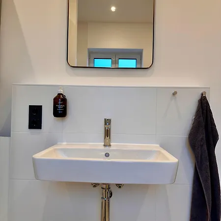 Pureness Flat- Natural - Kitchen - Streaming - Living Apartment Hildesheim
