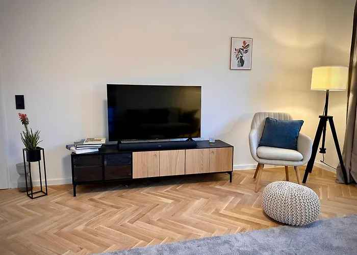 Pureness Flat- Natural - Kitchen - Streaming - Living